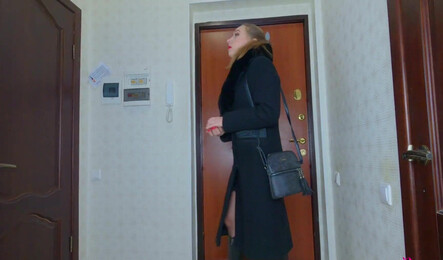 Как русская мачеха спалила пасынка на дрочке и дала ему!