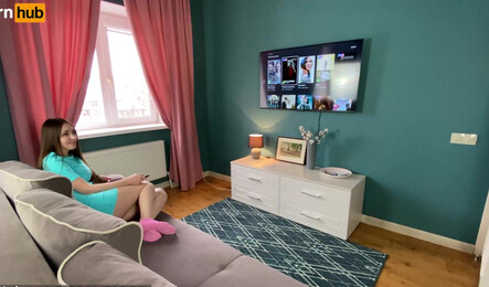 Как русская мамочка должна встречать мужа с работы