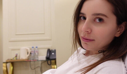 Мужа нет дома, почему бы не изменить с его братом?