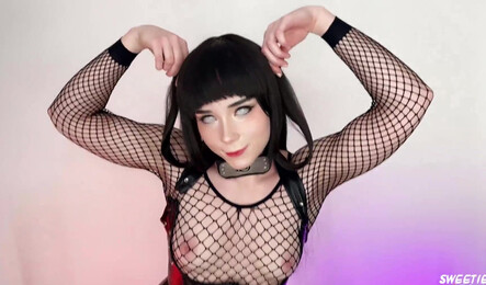 Косплей порно с симпатичной русской девушкой