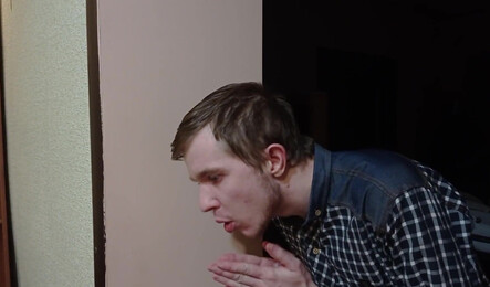 Сосед захотел секса с рыжей девушкой и получил желаемое