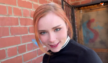 Когда мужа не было дома, русская женушка изменила с соседом