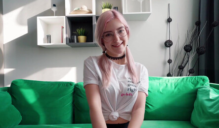 Топ подписчик заслужил на секс с русской красоткой