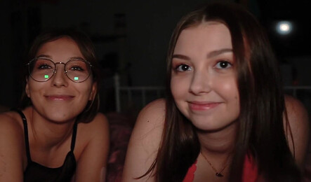 Зашла в гости к подруге и занялась ЖМЖ сексом с ее парнем