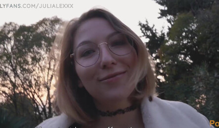 Знакомство в Тиндере закончилось сексом