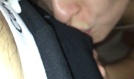 Вот что случилось, когда сводный брат вернулся домой после тренировки!