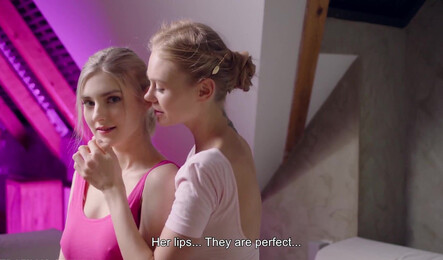 Самые красивые русские девушки ласкают друг друга в очень нежном и ласковом порно