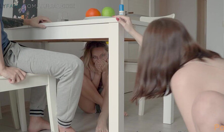 Решил изменить девушке с ее подругой, а потом устроил тройничек