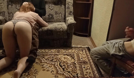 Как жена научила мужа быть куколдом и смотреть на измену!