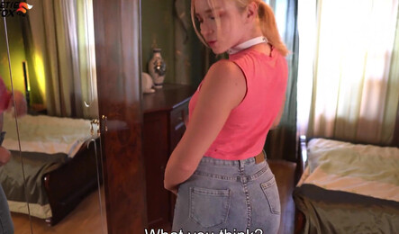 Секс с новым парнем в новых джинсах!