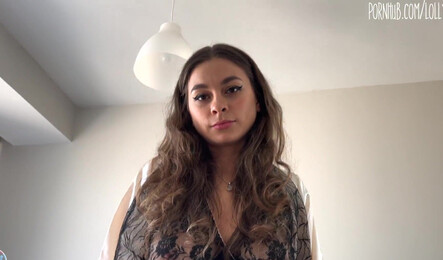 Выпил с русской девушкой вина и хорошо потрахался!