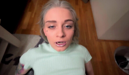 Русская пара занимается сексом в домашнем порно!