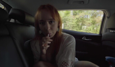 Поездка домой на такси закончилась сексом