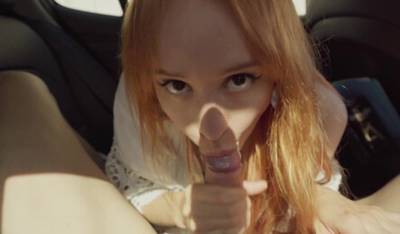 Поездка домой на такси закончилась сексом