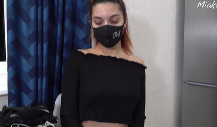 Секс с горничной со спермой в рот - по домашнему