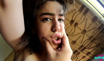 Сводная сестра не против секса с братом, но только за деньги