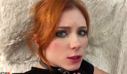 Рыжая красотка захотела спермы в ротик и классного секса в сладкую киску