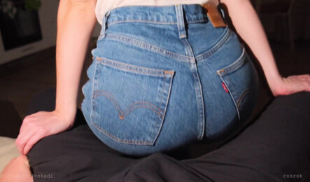 Как я трахнул девушку из Тиндера на первом свидании