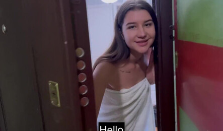 Пригласила в гости друга, чтобы починил ноутбук