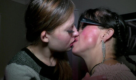 Грязный анальный секс со зрелой женщиной