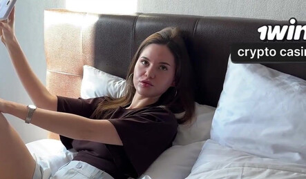 Тайный стрим соседки: парень зашёл проверить спит ли она