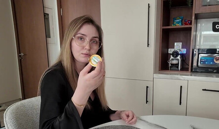 Мачеха-мамочка сдалась после кофе и разговора!