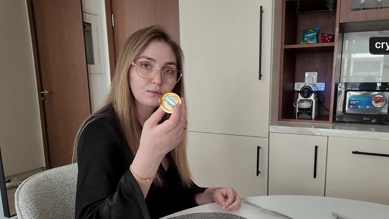 Мачеха-мамочка сдалась после кофе и разговора!